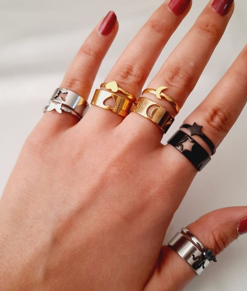 دست سازه رخ انگشتر های خوشگل زیبا رو از ما بخرید 

استیل 
ضد حساسیت 
با یه قیمت عالی دوتا انگشتر داری