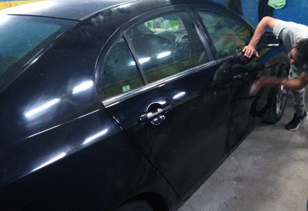 صافکاری نقاشی وپولیش خودروبادستگاه نقاشی ماشین خسرونژاد پولیش با دستگاه