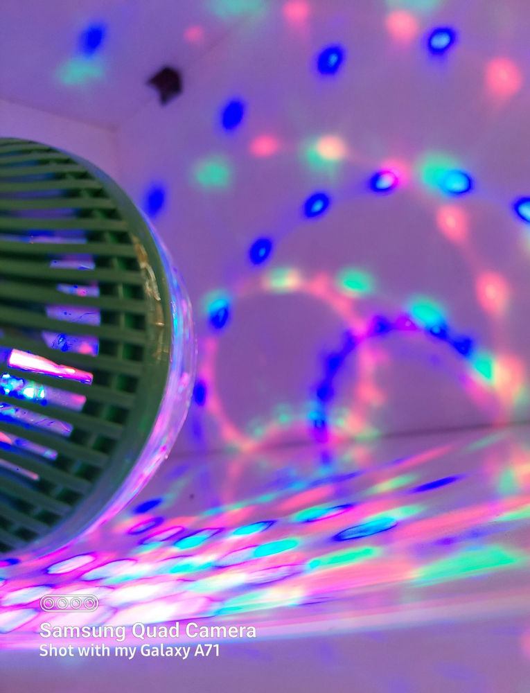 لوازم برقی روشنایی خانگی لامپ هلدری چرخان مولتی کالر با کیفیت و بیسار زیبا