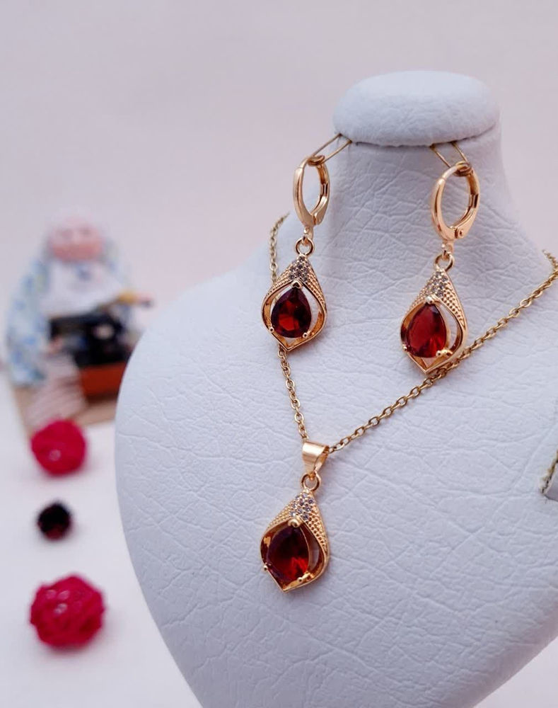 فروش و پخش بدلیجات وزیورآلات ✅تنوع در طرح 
✅ثبات رنگ عالی
✅مجلسی
✅تعداد محدود
بازدید حضوری در یزد
ارسال به سراسر کشور