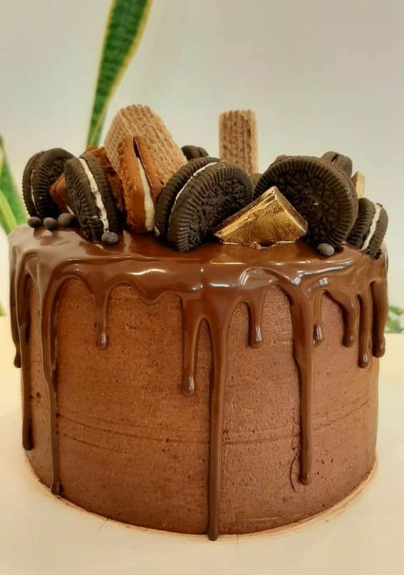 fingerfoodventi کیک شکلاتی خوشمزه 
جهت سفارش به این شماره زنگ بزنید👈09306061568
