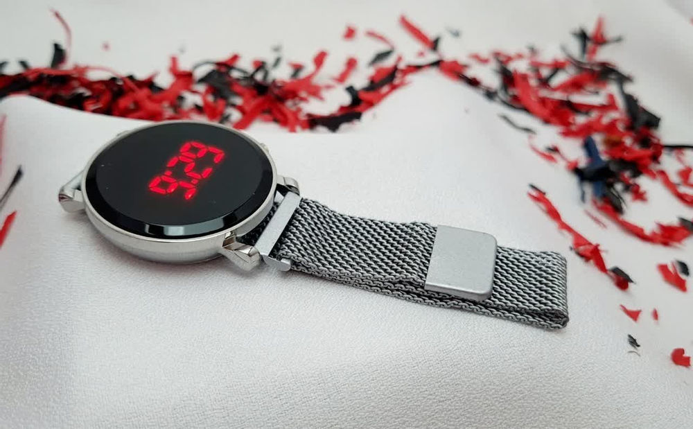 فروش و پخش بدلیجات وزیورآلات 🔺️شارژ مجدد🔺️

✅بند مگنت 
✅ صحفه ظریف دایره ای 
✅تنوع در رنگ