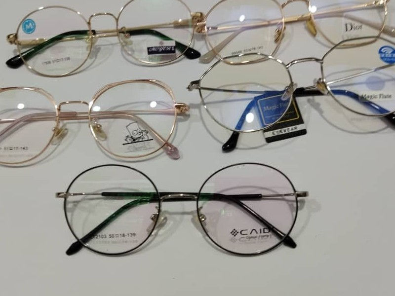 دنیای عینک فرم عینک قیمت عمده از ۵۵ تا ۶۵
