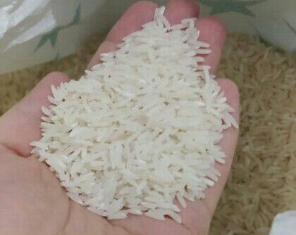 برنج فروشی انواع برنج محلی (طارم، دمسیاه،فجر، لاشه و نیمدانه) 
با بهترین کیفیت و مناسب ترین قیمت
فروش به صورت سیار و تحویل درب منزل 
شماره تماس:  09378041937
