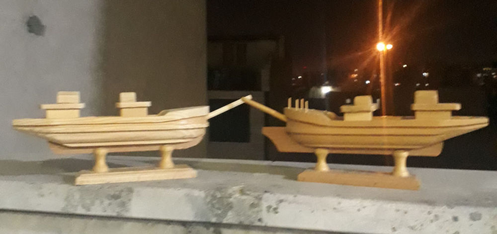 جهان تزیین چوب قایق بادبانی تمام چوب کوچک  طول ۳۰سانتیمتر ارتفاع ۳۰ سانتیمتر و عرض ۷سانتیمتر   رنگ به دلخواه مشتری قابلیت نصب لامپ کوچک جهت چراع اتاق خواب محکم و زیبا