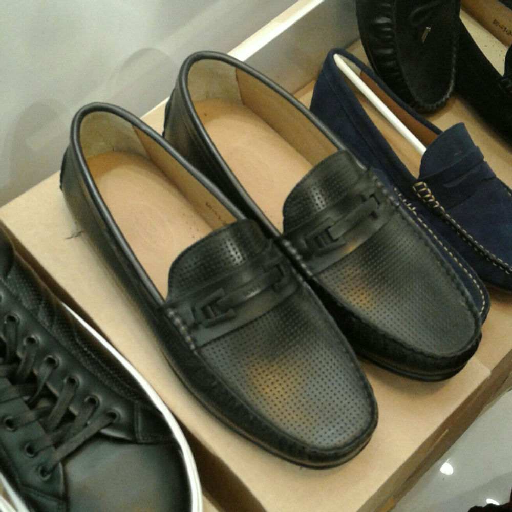 پوشاک0اقایان آف کفش