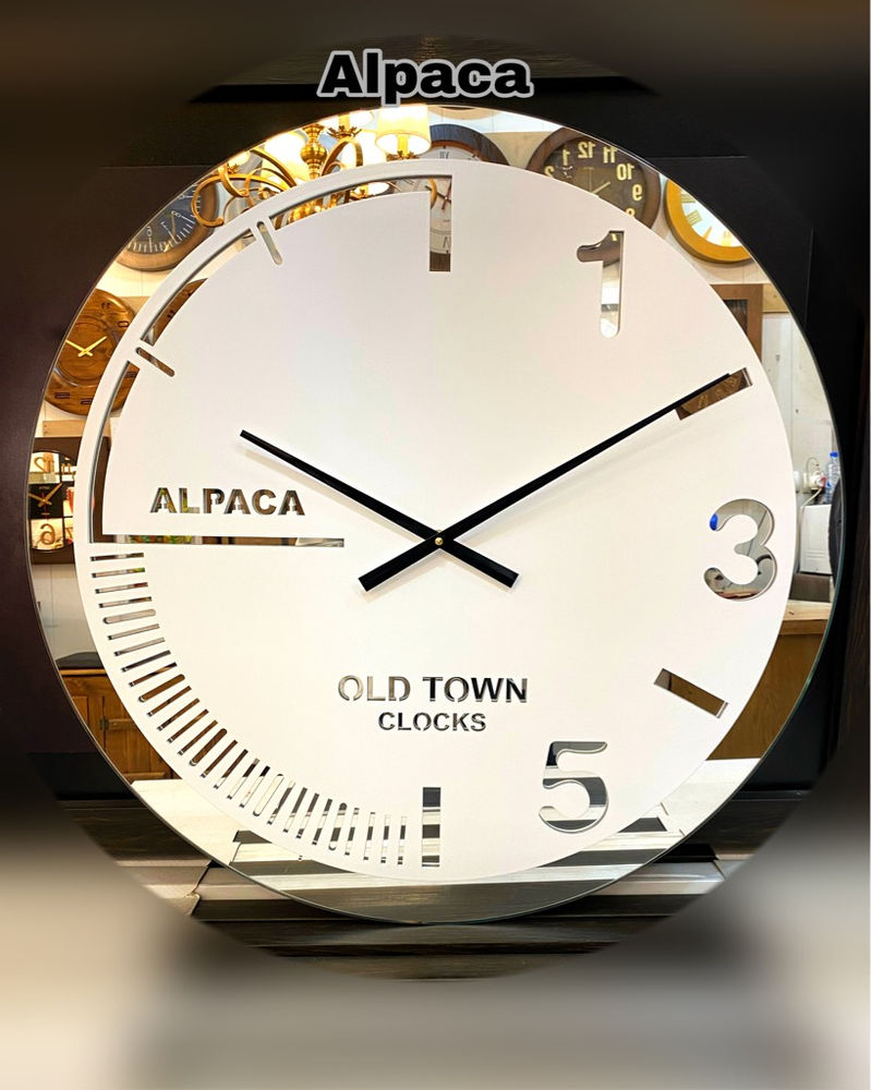 Alpaca  ساعت دیواری چوبی و اینه ای

ابعاد ۶۰
موتور ساعت شامل ۳سال ضمانت میباشد و کاملا بی صدا
برای دیدن تمامی مدلها تماس بگیرید