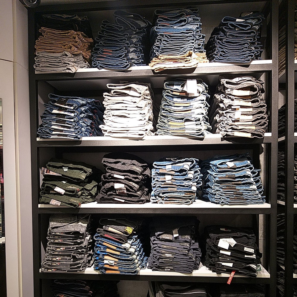 پوشاک مردانه ایفل انواع پوشاک و کفش مردانه با بهترین کیفیت