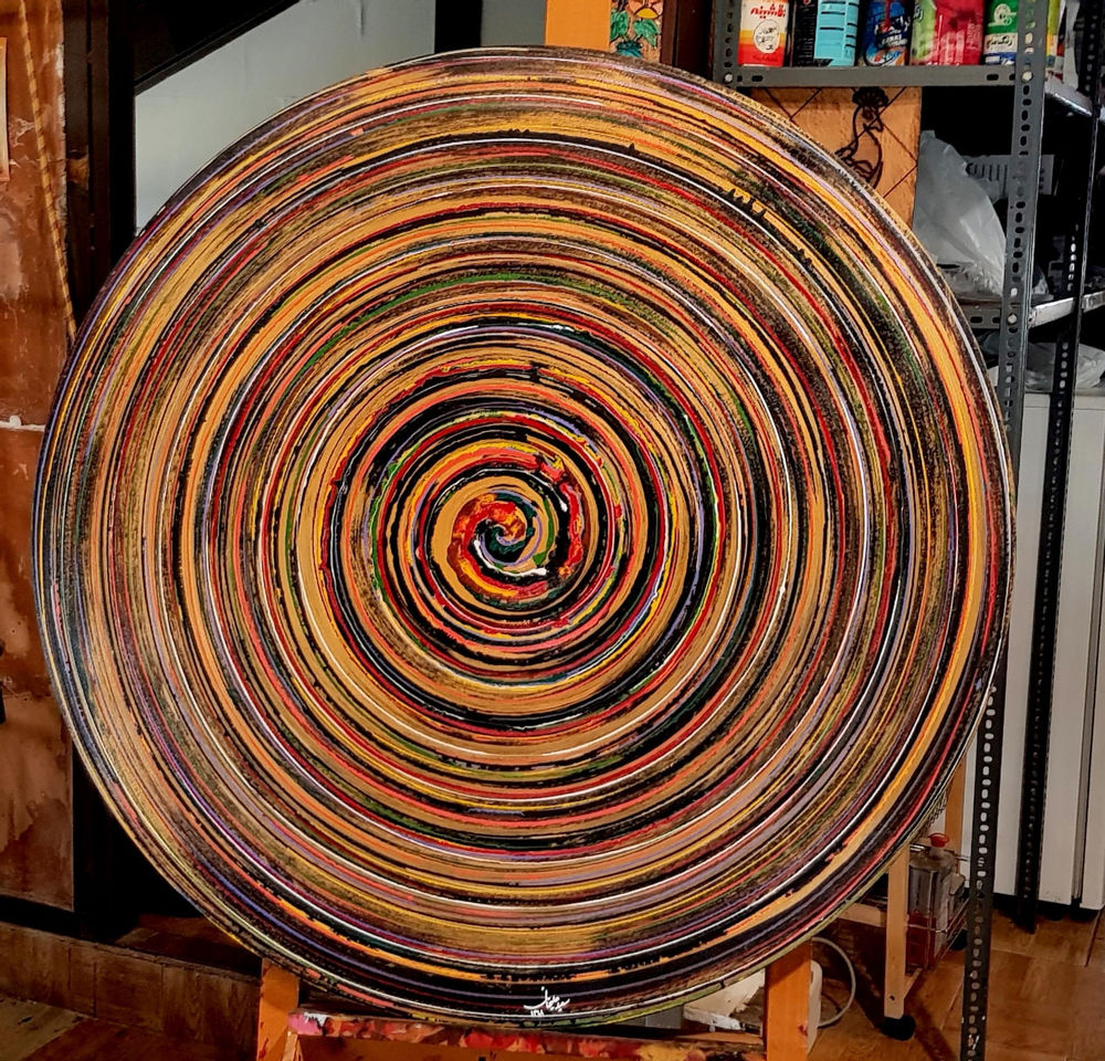 سیتابلو نقاشی مدرن بر روی بو دایره ایبه قطریک متر و ضخامت۴سانت