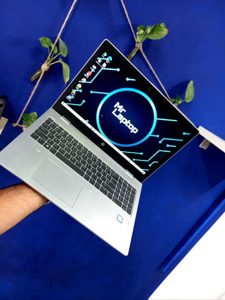 Mr Laptop از سری لپ تاپ های خاص HP که با داشتن تمام خروجی ها و قابلیت افزودن هارد جانبی تمام نیاز های کابری یک لپ تاپ با گرافیک Intel UHD620 را بر آورده می کند.  RAM : 8 GB DDR4 2400 MHz ( ارتقا رم تا 32 گیگابایت )  HDD : 256 GB SSD M.2 ( قابلیت ارتقا همزمان به دو هارد دیسک تا 4 ترابایت )  Graphic : Intel UHD Graphics 620 ( 4 GB shared )  Display : WLED 13.3 inch | Full HD (1920x 1080) IPS نمایشگر با کیفیت تصویر  DVD Drive : NO DVD Drive فاقد درایو داخلی  2 x USB 3.0 | 1 USB-C | 1 HDMI | 1 VGA  Wifi | LAN Gig(1000) | HD Camera |   Audio Connections: two stereo speakers / dual array microphone | Headphone / microphone combo  SD Card reader, LAN, VGA حسگر اثر انگشت   Operating System : Windows 10 / 11  Free Installation + Drivers