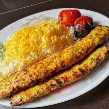 تهیه غذای خانگی تهیه غذای خانگی با بهترین کیفیت انواع خورشتها و جوجه وانواع سالاد  وسبزی خوردن و بورانی وانواع نوشیدنی تمام مواد غذایی به روز خریداری میشود برای تمام اصناف کارگاهها ادارات تهیه ناهار کارکنان  با یک بار سفارش مشتری داعم ما میشوید سرویس دهی در محدوده کاروان مشیریه مسعودیه افسریه خاوران رایگان است