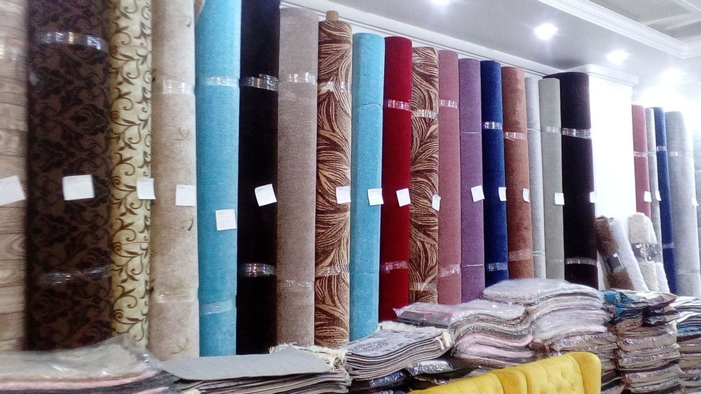 فروشگاه فرش وموکت پایتخت موکت پالاز ساده همراه با نصاب