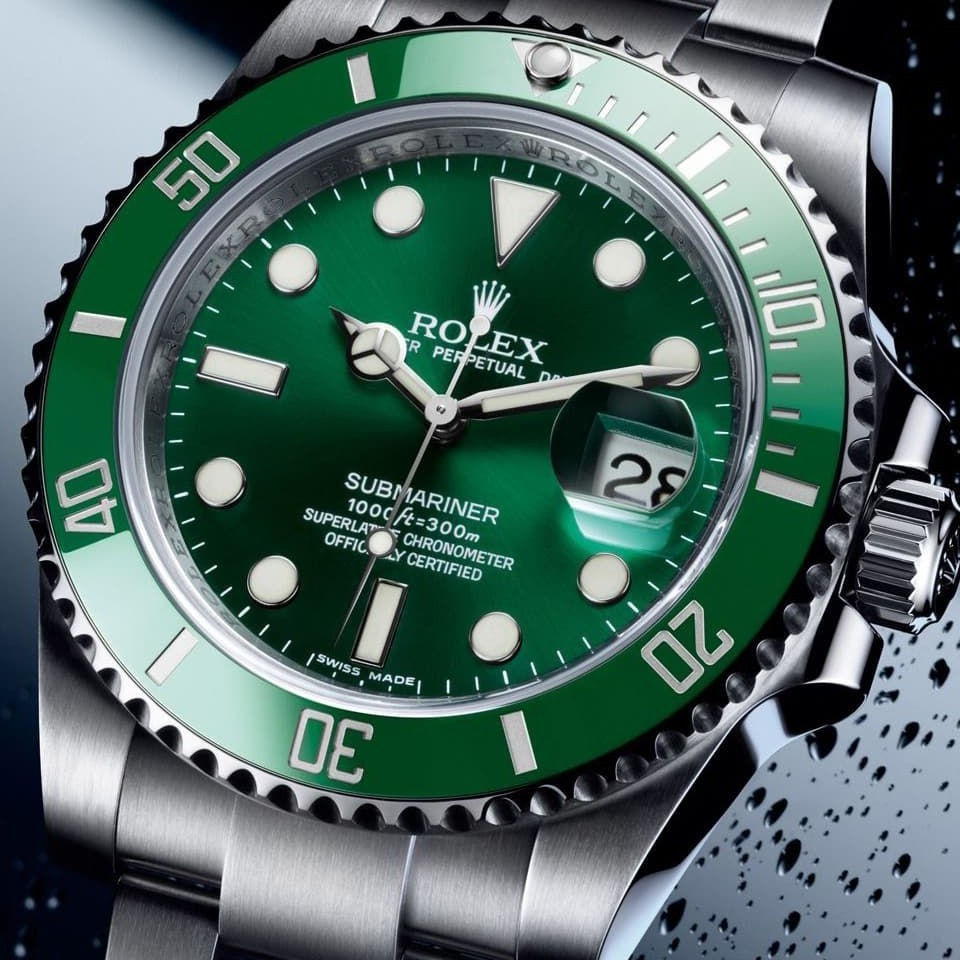 ساعت رویال Rolex Submariner
      116610
Per-Owend 44 and 40mm Green Ceramic Hulk
Stainless Steel Oyster,B&p(2017)
برند

رولکس Rolex

رنگ بند

سیلور

کشور سازنده موتور

ژاپن

تکنولوژی موتور

اتوماتیک, کوارتز (باطری)

رنگ قاب

سبز

جنس قاب

استیل 316 (ضد حساسیت)

نوع قفل

کلیپسی محافظ دار

رنگ صفحه

سبز

جنس بند

استیل

اصالت ساخت

های کپی

قطر صفحه

38 میلیمتر, 40 میلیمتر, 44 میلیمتر

ویژگی

تاریخ شمار, حک برند روی قفل، بند و پین ساعت, شب نما

مناسب برای

زنانه, مردانه, ست مردانه و زنانه

نوع شیشه

سافایر (ضد خش)

گارانتی

دارای یکسال گارانتی موتور از گالری ساعت رویال
موارد گارانتی

موتور

مقاومت در برابر آب

درحد شستشوی دست ها