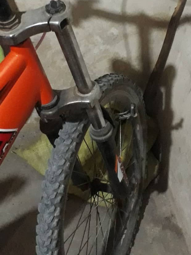 دوچرخه تازع تعمیر شده