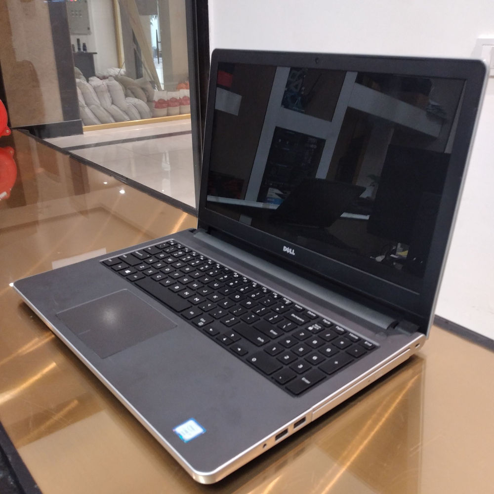 فروش لپ تاپ های مالتی مدیا، مهندسی و گیمینگ Model: Dell Inspiron 5559 

Cpu: core i5-6200U 

Ram: 8GB 

HDD: 500GB 

Screen: 15.6" HD